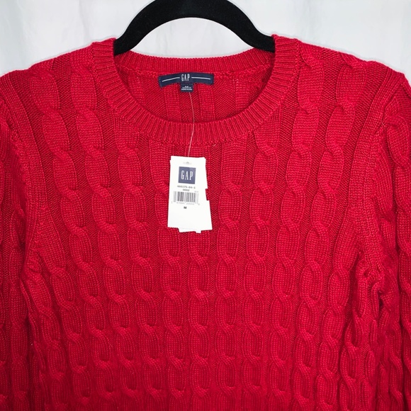 🔥Brand New🔥GAP sweater still with tags - Picture 2 of 3